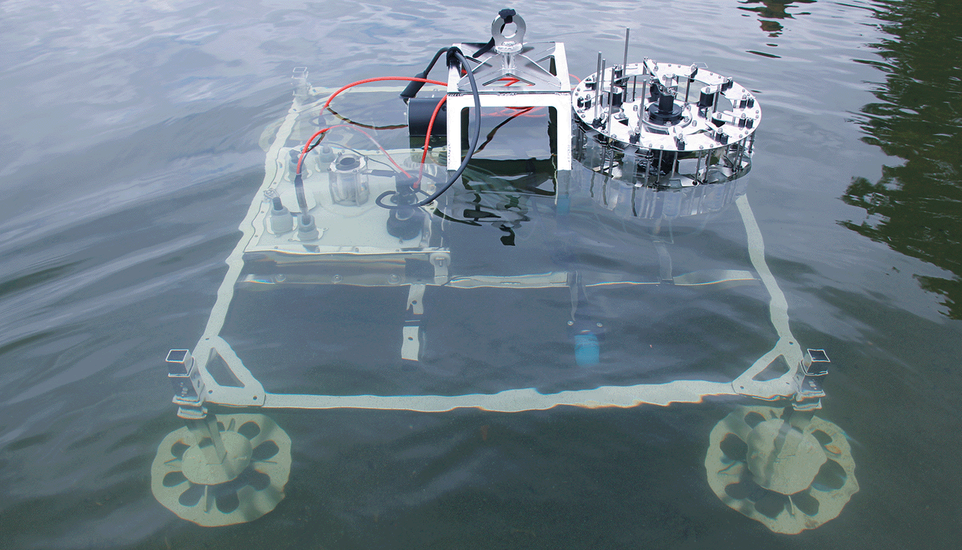 MiniChamber Lander in water