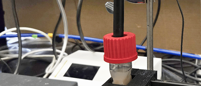 Showing the setup of a hydrogen sensor in the lab